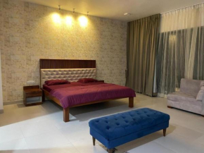Royal Nest Premium